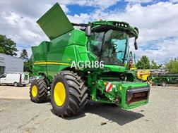 John Deere S770