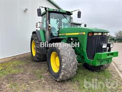 John Deere 8200