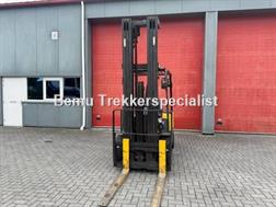 Daewoo Doosan D30s Diesel heftruck triplomast