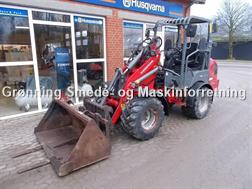 Weidemann 1350 CX45 2 x DV udtag.