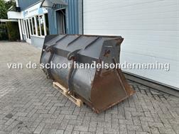 Volvo -