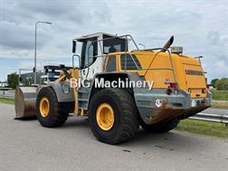 Liebherr L566 2plus2
