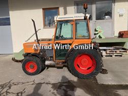 Fendt 250 K mit Fronthydraulik und Frontzapfwelle