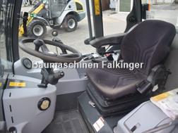 KRAMER 750 mit Straßenzulassung
