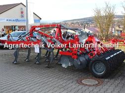 Unia Cross S 3 dreibalkiger Flügelschargrubber 3m 560kg