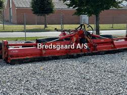 Kuhn VKM 610 Kuhn VKM 610 brakpudser med hydr. midtpuds