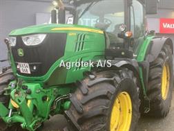 John Deere 6215