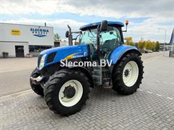 New Holland T 7040