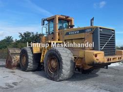 Volvo 330D med skovl