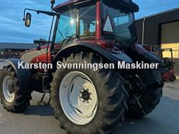 Valtra T 151
