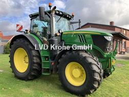 John Deere 6215