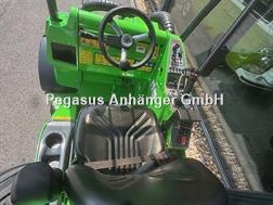 Avant 860 i Kompaktlader Teleskopradlader NUR 665h