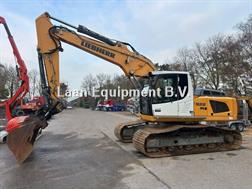 Liebherr R 922 L