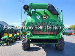 John Deere T 670