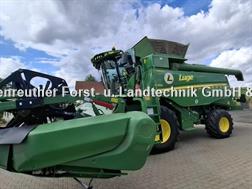John Deere T 560