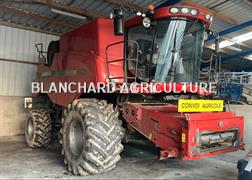 Case IH AXIAL FLOW 8120