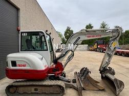 Takeuchi TB 240