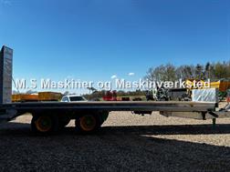 Joskin Wago loader 8000