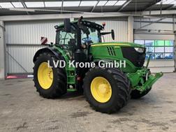 John Deere 6215