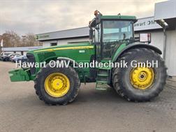 John Deere 8320