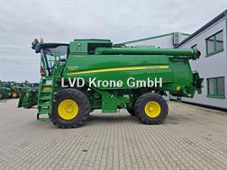 John Deere T 560