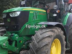 John Deere 6215