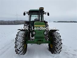 John Deere 3050