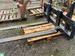 Volvo PALLEGAFLER , VOLVOSKIFT SE 5000 kg.