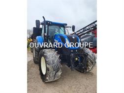 New Holland T7-260AC