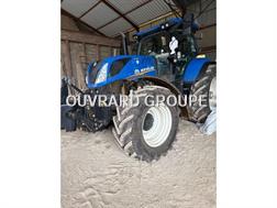 New Holland T7-260AC