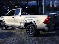 Toyota Hilux 2.8 D-4D X-TRA CAB INVINCIBLE A/T 4WD VAN ( 