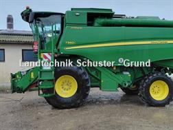 John Deere T 560