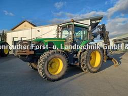 John Deere 6930 Forstschlepper