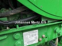John Deere 5070 M