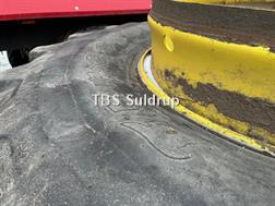 Firestone 650/85R38