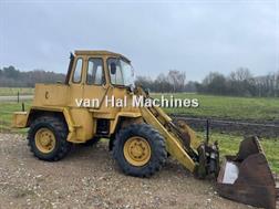 Schaeff 908 loader shovel