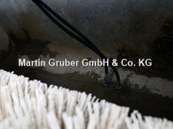 Fliegl Kehrmaschine mit Schwergutschaufel - 2m