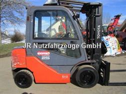 Toyota 8FDF25 - Triplex 4,7m -Seitenschieber mit Zinken