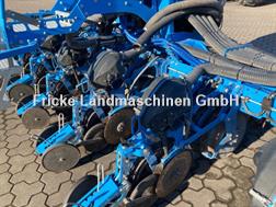 Lemken Azurit 9 mit Fronttank