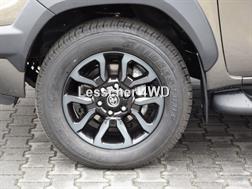 Toyota Hilux 2.8 D-4D DUBBEL CABIN 48V HYBRIDE INVINCIBLE