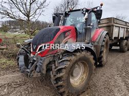 Valtra T155