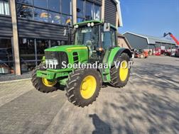 John Deere 6230