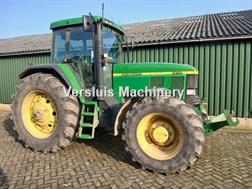 John Deere 7810
