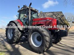 Massey Ferguson 8220