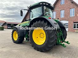 John Deere 8320 R  