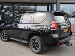 Toyota Land Cruiser 150 2.8 D-4D 5DRS CHALLENGER A/T VAN
