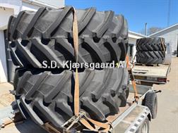 Michelin + Trelleborg 710/55 R30 + 650/75 R38