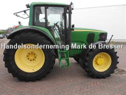 John Deere 6520