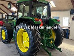 John Deere 6210