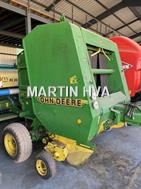 John Deere 570